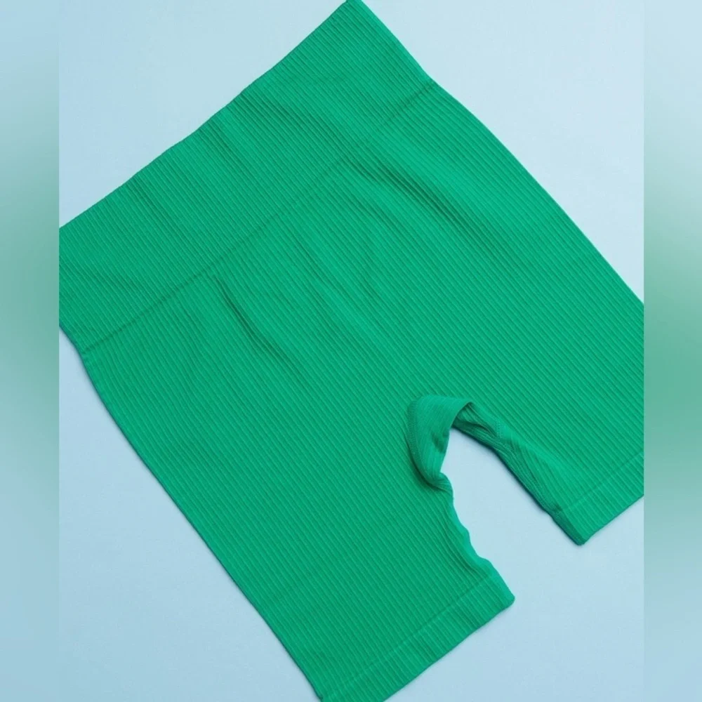 Cotton On Kids Ida Seamfree Bike‎ Shorts | Color: Green Splash | NEW/NWT!!💚💚